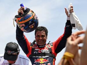 ناصر العطية