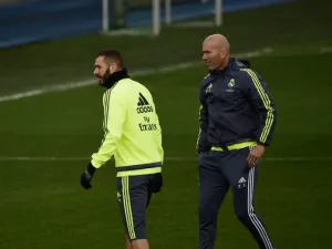 Zidane annoyed by Hollande's Benzema jibe