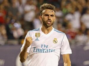 مايورال يحتفل بهدفه