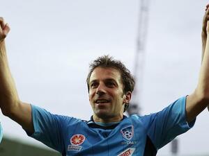 ديل ببيرو يحيي جماهير إف سي سيدني بعد الفوز الكبير