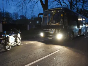 Borussia Dortmund's damaged bus is pictured after an explosion some 10km away from the stadium prior to the UEFA Champions League 1st leg quarter-final football match BVB Borussia Dortmund v Monaco in Dortmund, western Germany on April 11, 2017.
Patrik STOLLARZ / AFP