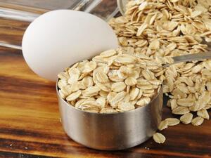 Eggs are a good food to have after exercising. Oatmeal and peanut butter are among the other choices. (Photo: livestrong.com)