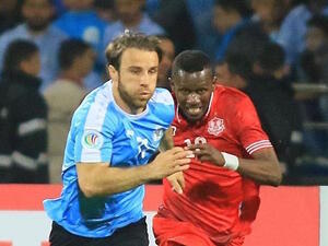 من لقاء الذهاب بين الفريقين