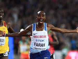 Britain's Mo Farah wins the final of the men's 10,000m athletics event at the 2017 IAAF World Championships at the London Stadium in London on August 4, 2017.
Jewel SAMAD / AFP