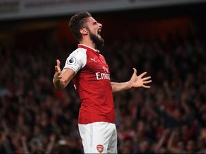 البديل جيرو يمنح آرسنال فوزاً افتتاحياً ثميناً