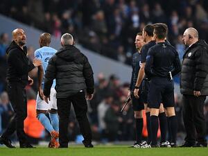 غوارديولا يضاعف من محن فريقه