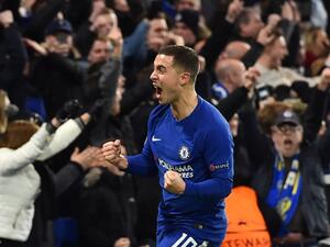 إيدين هازارد يحتفل بهدف التعادل لتشيلسي الذي تسبب في تسجيله