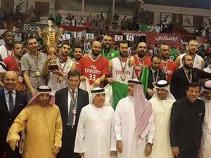 الحكمة يظفر باللقب