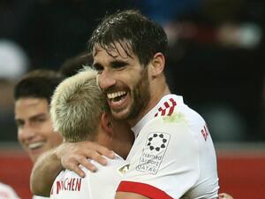 مارتينيز يحتفل بهدفه