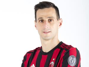 كالينيتش بقميص ميلان