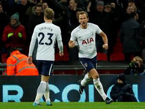 كاين ينقذ توتنهام من الخسارة