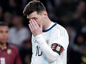 ميسي خلال مباراة الأرجنتين وفنزويلا