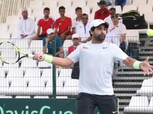 Oman's Mohammed Al Nabhani in action during his match against Sree-Amol Roy of Bangladesh at the Sultan Qaboos Sports Complex on Monday. Photo - Supplied