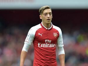  The Arsenal playmaker has "nothing to regret" according to the Turkish president, who was at the center of a major controversy involving the player 