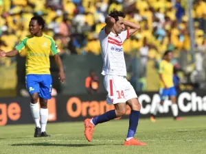 Zamalek's Aly Salama reacts after missing a goal opportunity during the CAF Championship final football match on October 15, 2016 at Atteridgville Stadium in Pretoria, South Africa.
STRINGER / AFP