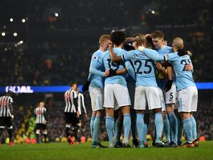 أغويرو يقود سيتي للفوز