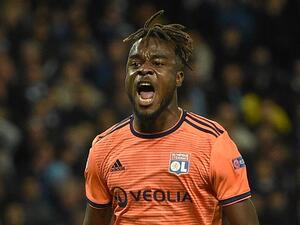 كورنيه يحتفل بهدفه