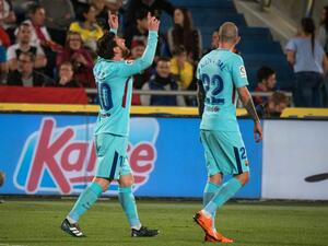 ميسي (يسار) يواصل التألق رغم تعادل البارسا رافعاً رصيده إلى 23 هدفاً في صدارة هدافي الليغا