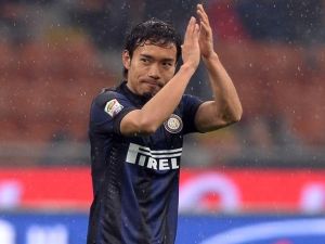 ناغاتومو يحيي الجماهير بعد هدفه