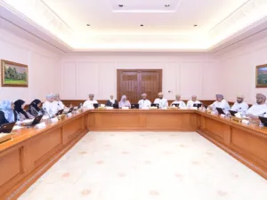 The Social Committee of the State Council held its fifth meeting of the third annual sitting of the sixth term under the chair of the Dr. Hamad bin Sulaiman Al Salmi, Head of the Committee. (Photo: ONA)