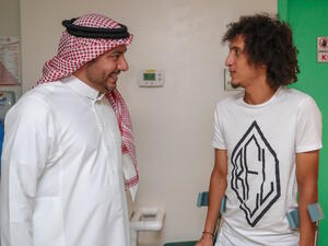 Amoori injured his knee while playing for Al Hilal against Al Shabab during a Saudi League match (Photo: Al Hilal official Twitter account)