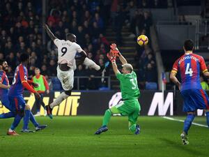 يونايتد يتخطى عقبة بالاس