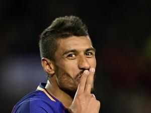 باولينيو يواصل الرد على من انتقد تعاقد برشلونة معه الصيف الماضي