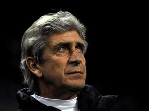 Pellegrini: Manchester City 'must win trophies'