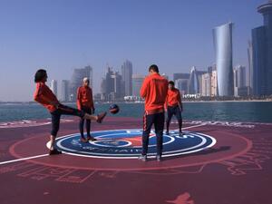 PSG players Edinson Cavani, Kylian Mbappe, Thiago Silva, and Neymar played atop a floating football pitch against the dramatic backdrop of Doha’s glittering skyline. (Photo: Twitter)