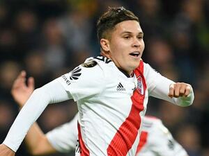 كينتيرو يحتفل بهدفه