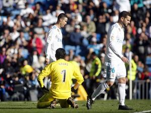 خيبة الأمل على لاعبي ريال مدريد خلال الكلاسيكو