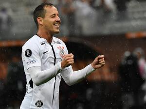 Rodriguinho of Brazil's Corinthians celebrates his goal against Venezuela's Deportivo Lara during their 2018 Copa Libertadores football match at Arena Corinthians stadium, in Sao Paulo, Brazil, on March 14, 2018.
NELSON ALMEIDA / AFP
