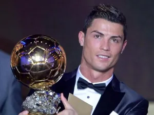 Football world hails Ballon d'Or winner Cristiano Ronaldo on Twitter 
