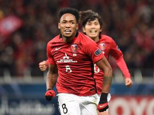 Urawa Red Diamonds' forward Rafael Da Silva (L) celebrates scoring with midfielder Yosuke Kashiwagi during the second leg of the AFC Champions League football final between Japan's Urawa Red Diamonds and Saudi Arabia's Al Hilal in Saitama on November 25, 2017.
Kazuhiro NOGI / AFP
