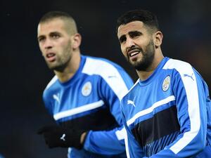 Algerian striker Islam Slimani (L) and compatriot midfielder Riyad Mahrez