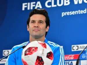 Real Madrid's Argentinian coach Santiago Solari attends a press conference on the eve of their FIFA Club World Cup final match against Al-Ain, in the Emirati capital Abu Dhabi on December 21, 2018.
GIUSEPPE CACACE / AFP