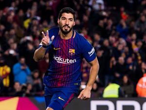 سواريز يحتفل بهدفه