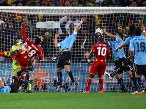 حادثة لويس سواريز في كأس العالم 2010