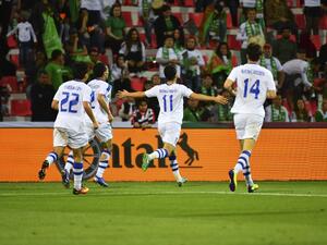  Eldor Shomurodov scored twice as Uzbekistan's excellent first-half display secured a comfortable win over Turkmenistan on Sunday. 