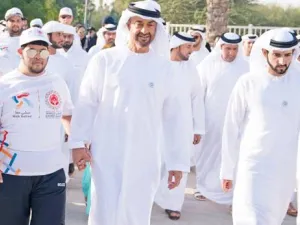 Shaikh Mohammad Bin Zayed and Shaikh Hamdan take part in the Walk Unified initiative at Umm Al Emarat Park. (Photo: WAM)