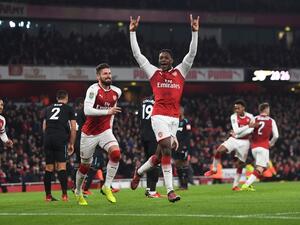 ويلبيك يحتفل بهدفه