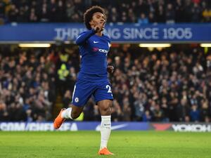 ويليان يواصل التألق ويقود البلوز للفوز