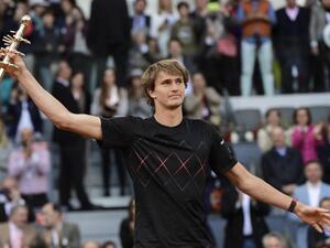 زفيريف يحتفل بفوزه