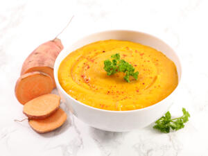 شوربة البطاطا الحلوة

