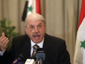 سفير سورية في القاهرة يوسف أحمد