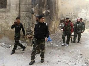 عناصر من المعارضة السورية المسلحة في حلب 