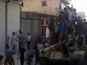 مقاتلو المعارضة نصبوا كميناً للجنود السوريين على نقطة بالقرب من الحدود