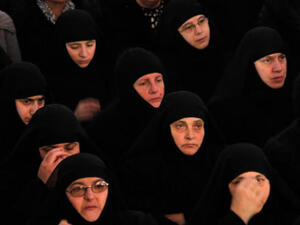 Islamist rebels kidnapped a group of nuns from the Greek Orthodox monastery of St Thecla in Maaloula north of Damascus. [wordpress]