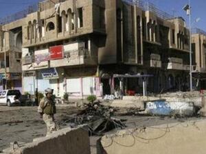 جندي عراقي في موقع احد الهجمات