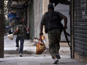 كلينتون: وعلينا ان نضمن بقاء مؤسسات الدولة سليمة